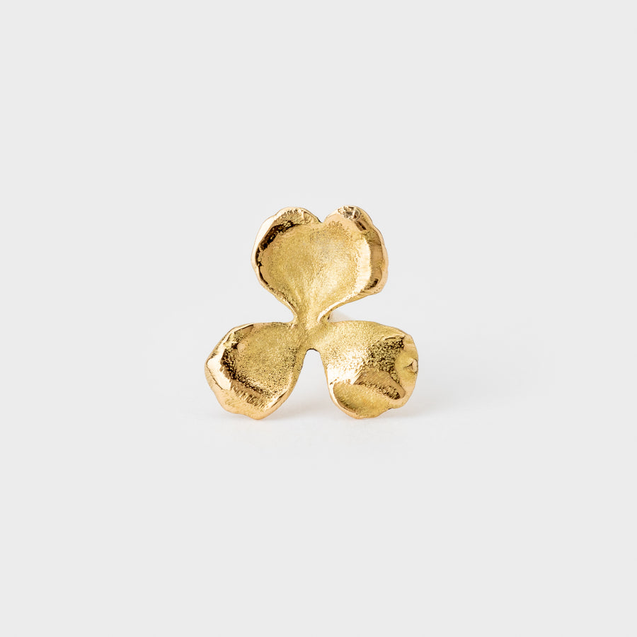 18K gold clover pin