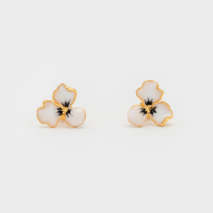PENDIENTES DE TRÉBOL BLANCO Y NEGRO