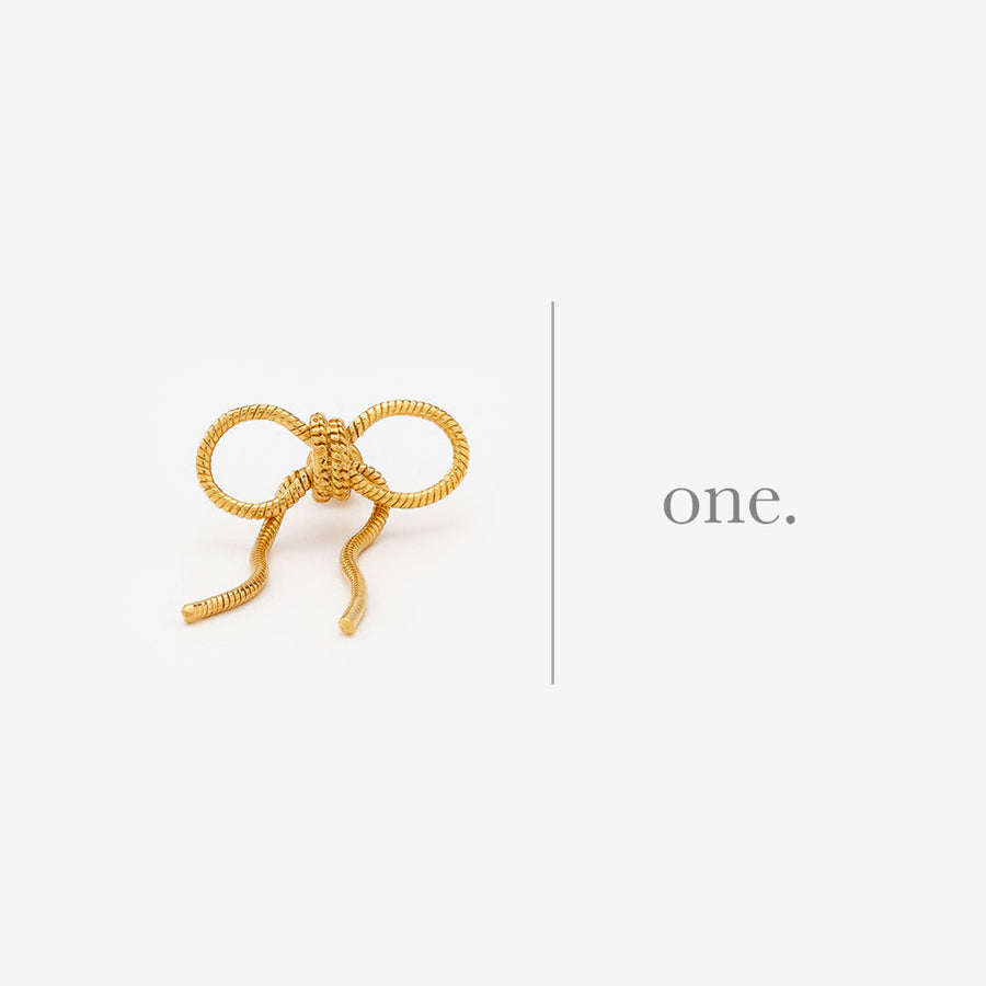 KNOT STUD EARRINGS
