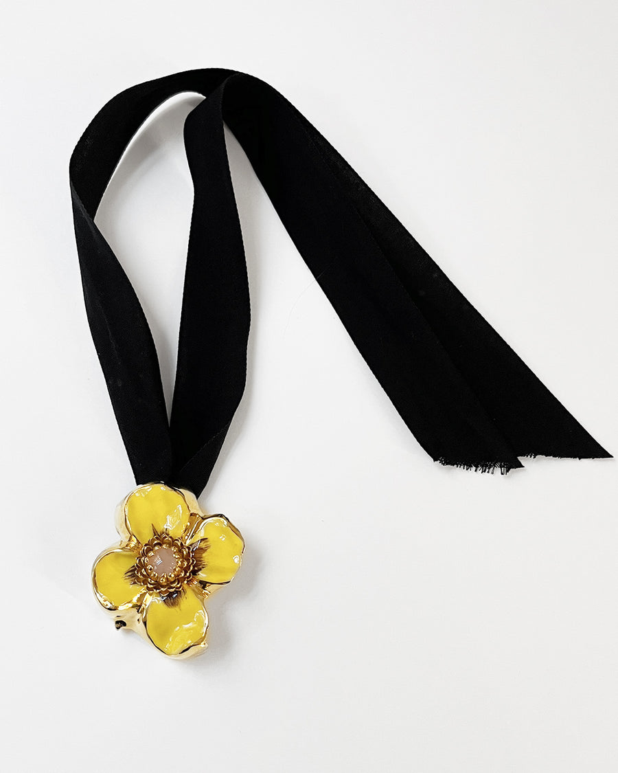 Choker / Broche Camelia Tilleul