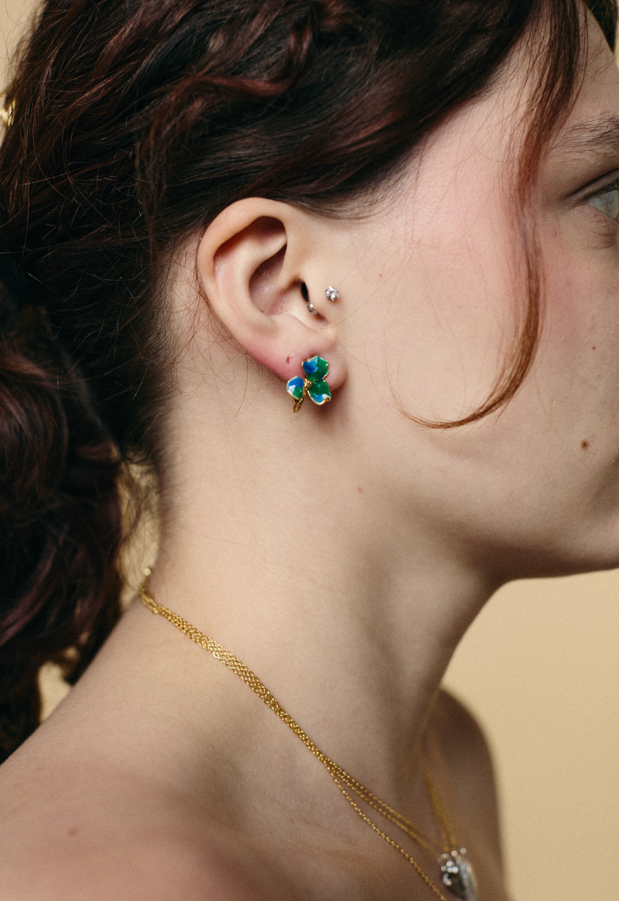 ONE - Boucle d'oreille Trefle bleu vert clou/clip