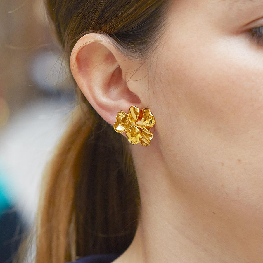 PENSEE L CLIP GOLD EARRINGS